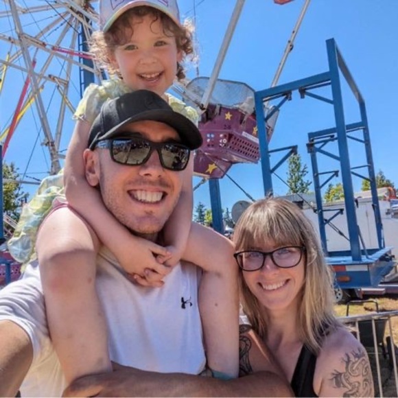 Meet your Posher, Destyn - Picture 1 of 1